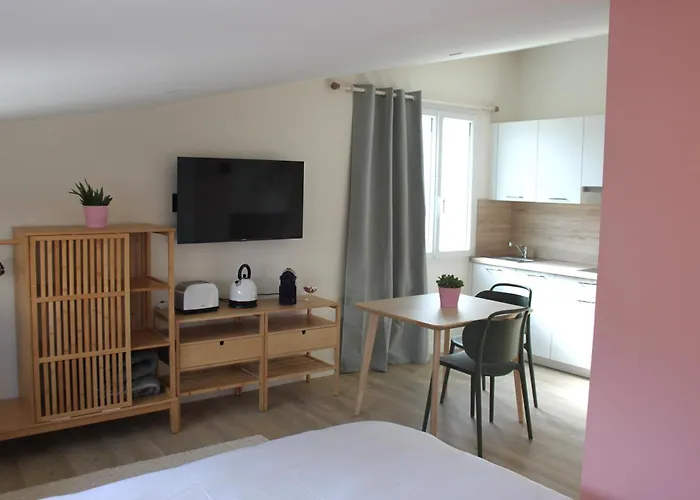 Maison Meire Studios