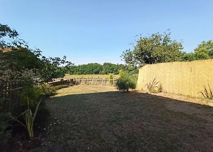 Gite 3 chambres, 2 à 10 pers et jardin clôturé