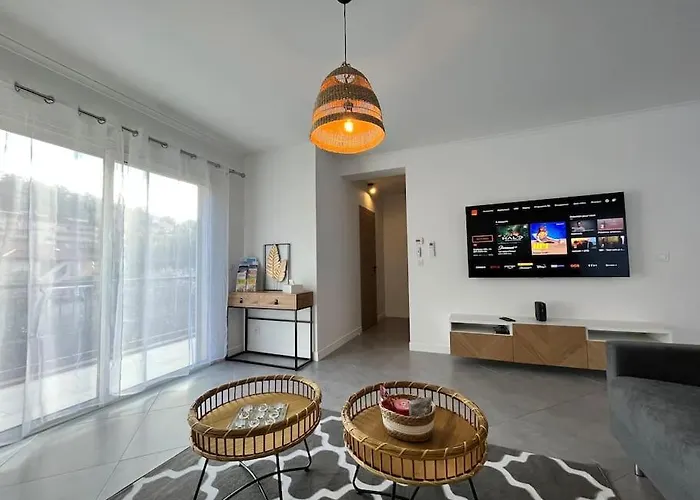 Villa Victoria F1 Gp Monaco #8 Persons #3 Bedrooms #Terrace # Garage Beach -