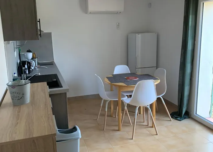 gîte neuf L'oustaou du clos classé 2 étoiles à Vaison la romaine