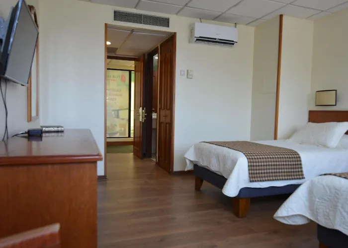 Hotel con vistas: Tur Hotel Santiago