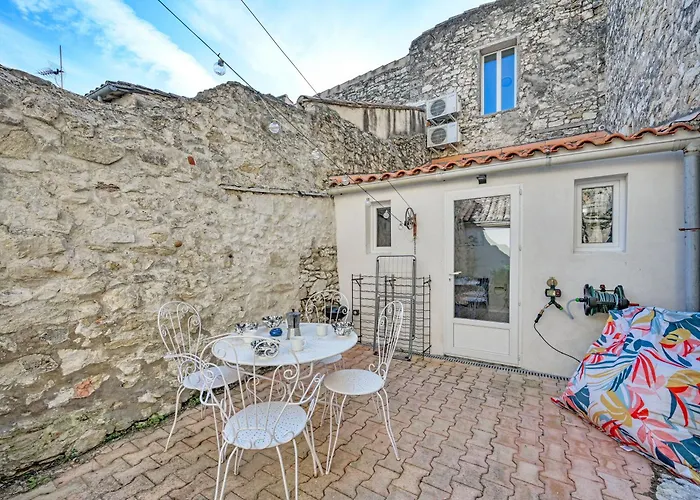 La Cigale - Vieux Village - Charmante Maisonnette climatisée avec Jardin
