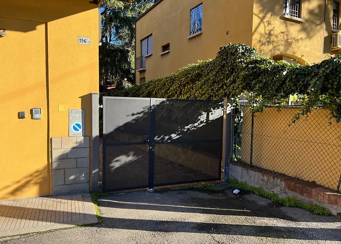Hotel all'aeroporto: Casa Francia Emilia Levante