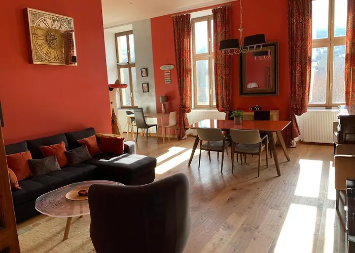Magnifique appartement 8 couchages dans villa historique