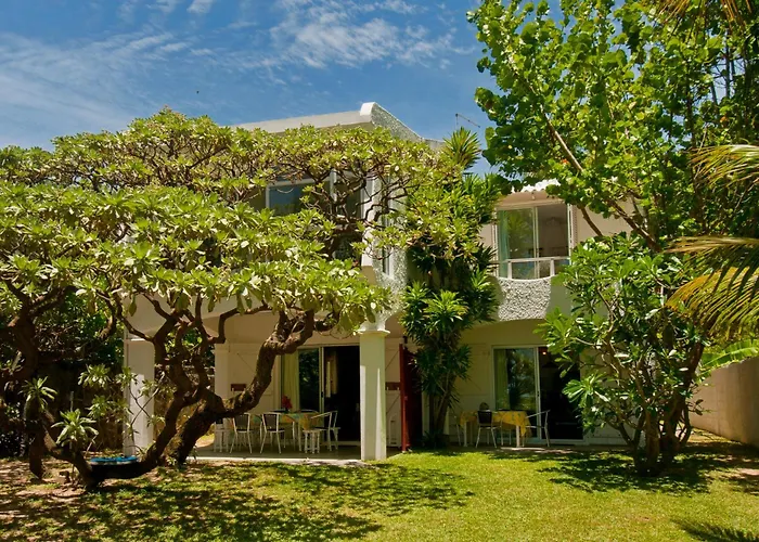 Beachfront house pointe d'esny