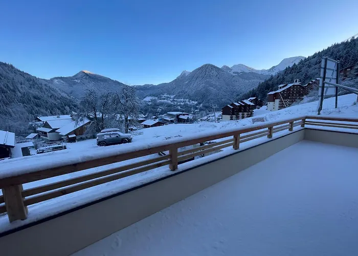 Dans résidence neuve LE SNOW ROC sur les pistes, grand studio cosy 5 pers avec terrasse panoramique, SAUNA, WIFI