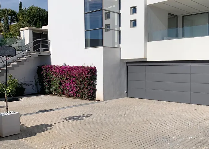 Villa Phoenix