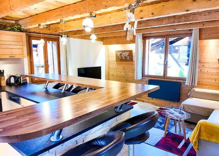 Le Grenier 1821 - Mini chalet - Centre village - AravisTour