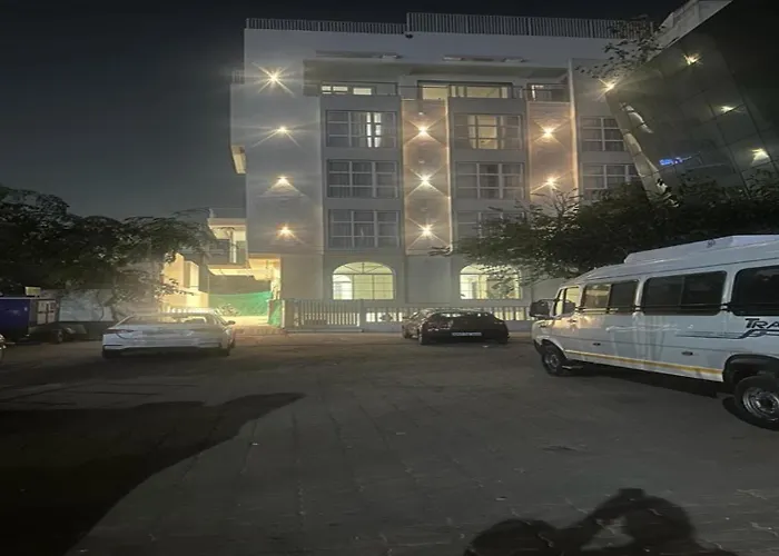 Hotels Close to Airport Jaipur Saaj Mansion