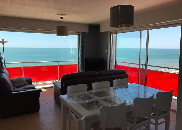 Les Balcons Rouges - Face Mer