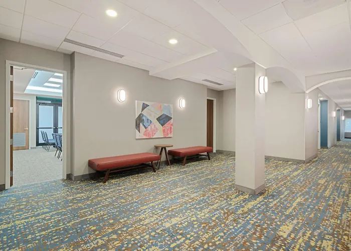 Luxury hotel only: Hampton Inn West Palm Beach-Florida Turnpike
