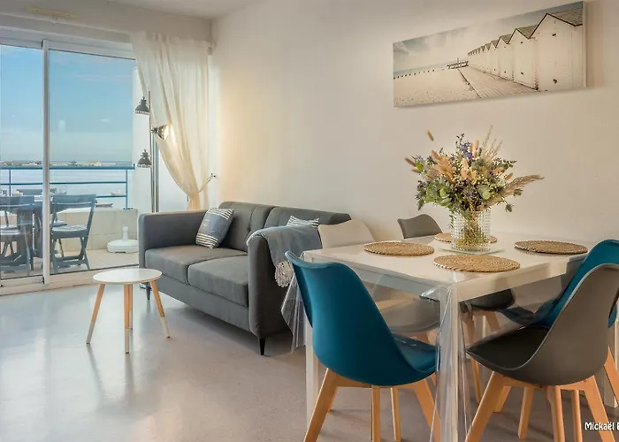 RÉF 335 - PORT-LOUIS appartement vue mer type 3 avec balcon