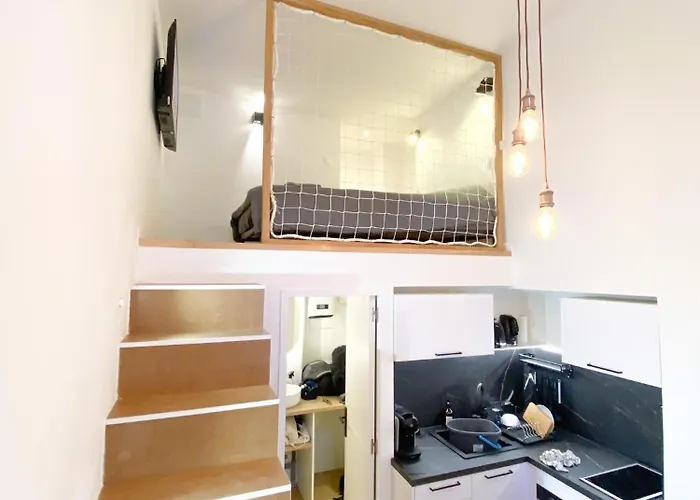 Charmant Studio Cosy Central