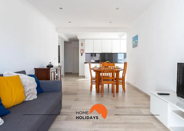 #089 Largo Da Escola By Home Holidays