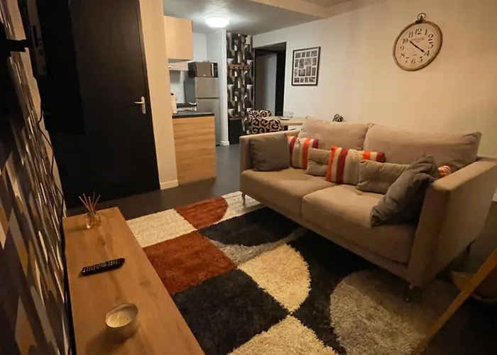Appartement t2 foirail étage