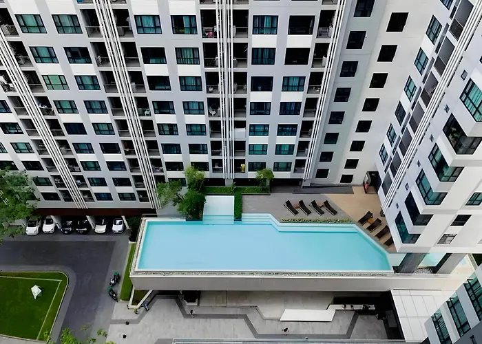 The Base Apartments At Central Pattaya