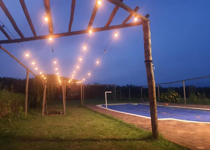Casa de Campo / Sítio + Chalé Suíço + Área Festa + Piscina
