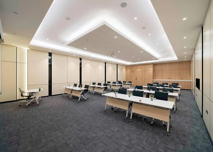 Resort: Radisson Hotel Riyadh Airport