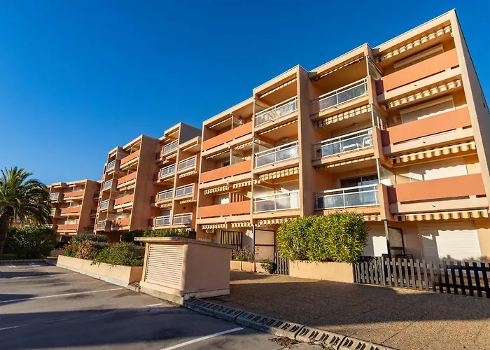 Apartment Les Rives De La Faviere-8 By Interhome
