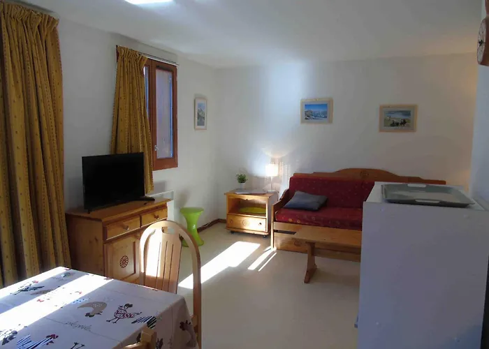 Appartement 2 pièces + cabine, 6 pers, à Valfréjus, draps inclus, animaux admis - FR-1-561-15