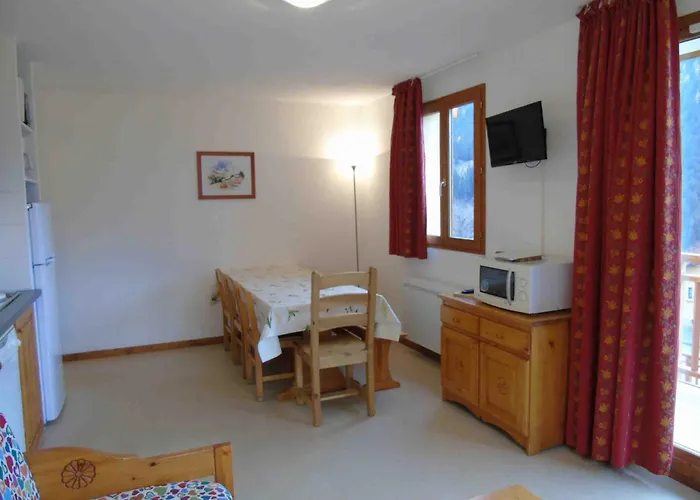 Appartement Valfréjus, 4 pièces, 8 personnes - FR-1-561-25