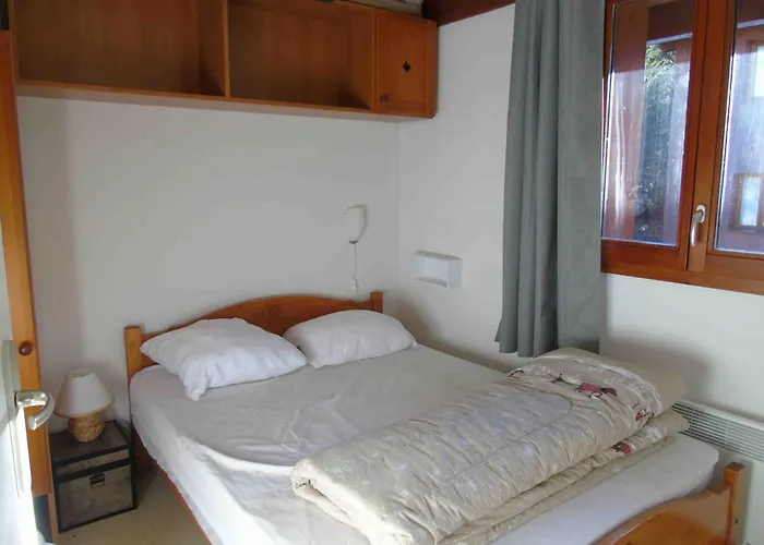 Appartement 2 pièces + cabine, 6 pers, à Valfréjus, draps inclus, animaux admis - FR-1-561-15