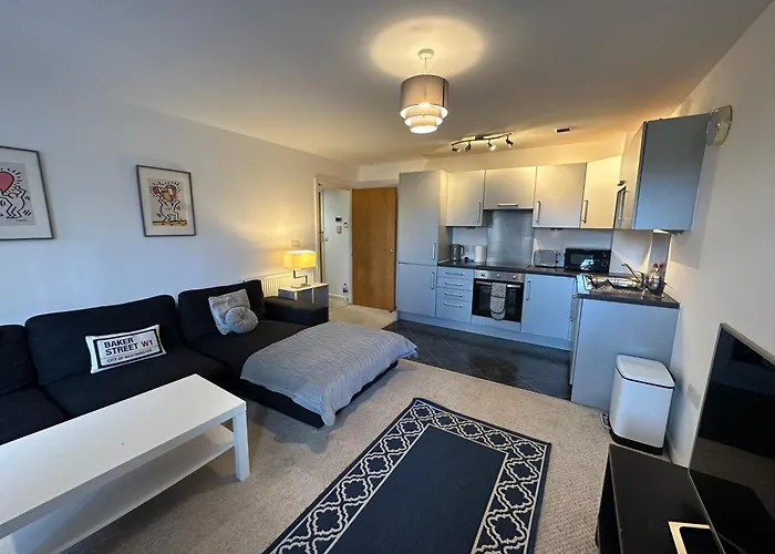 Etihad Fc 2Br Apartment With Water View