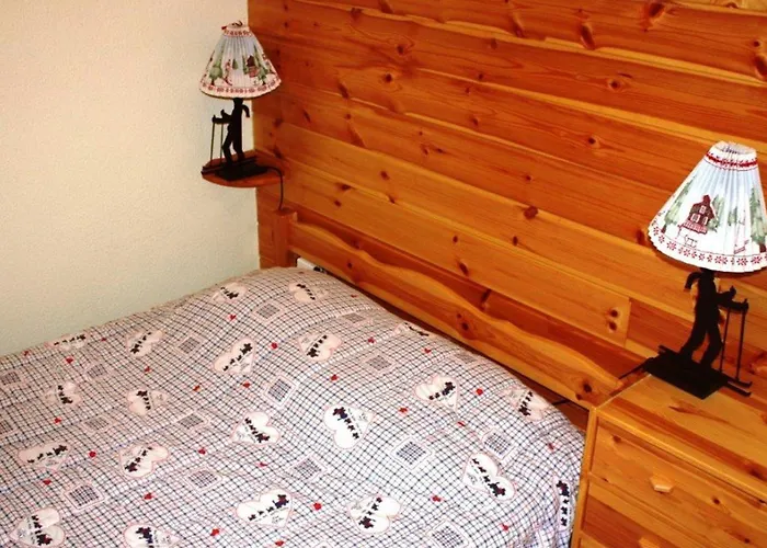 Appartement 6 couchages, rénové, à 400m des pistes, parking gratuit - FR-1-297-48