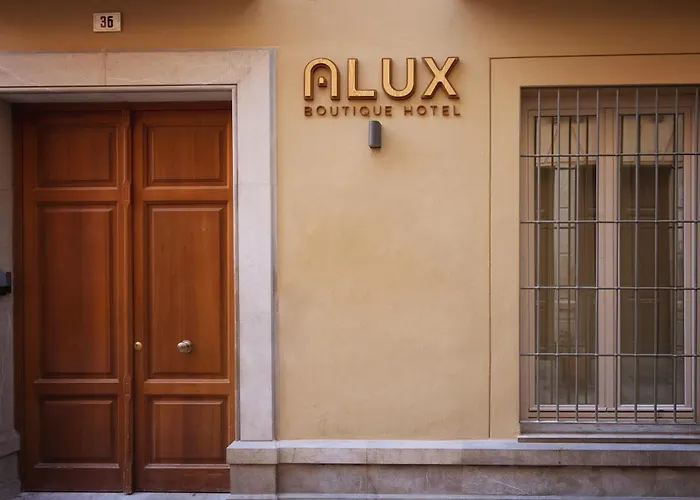Alux Boutique