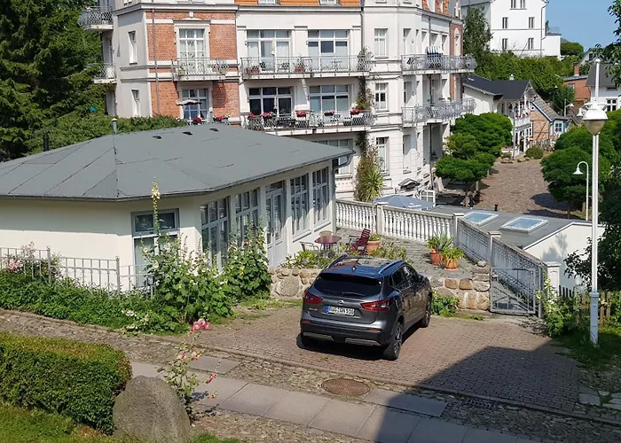 Maria Im Historischen Bäderstil