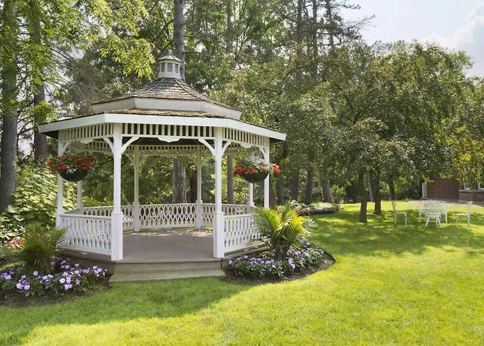 Hotel: Ivey Spencer Leadership Centre