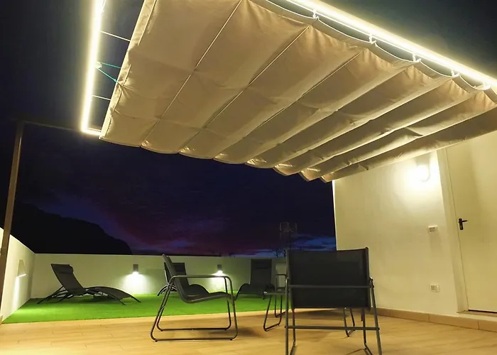 Hotel cerca del colegio: El Miramar