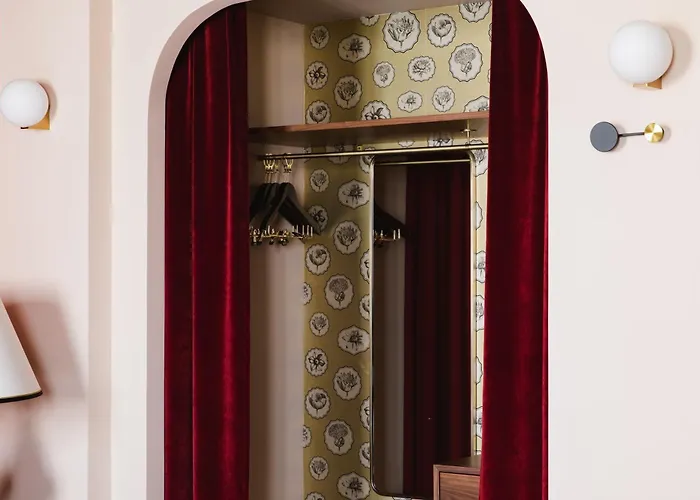 Family Hotel: Hotel L De Lutece - Notre-Dame