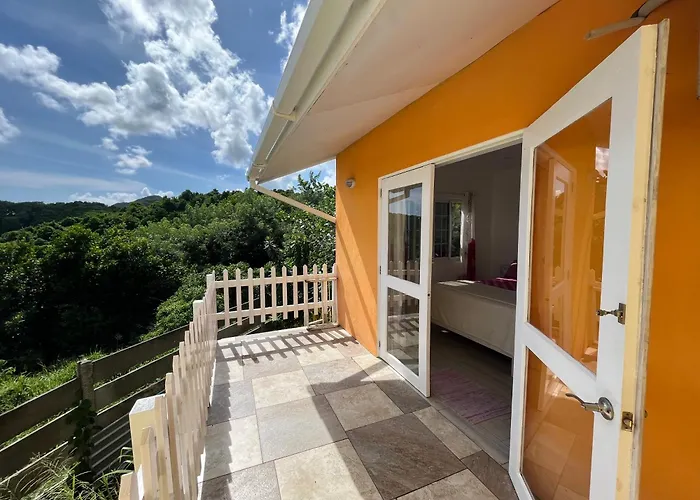 Waves Villa Guesthouse