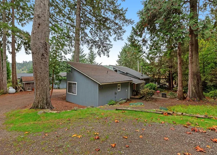Seabeck House & Cottage On Hood Canal