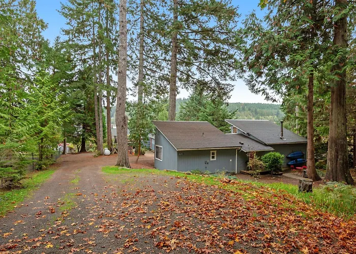 Seabeck House & Cottage On Hood Canal