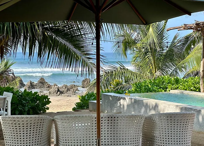 Quinta Feliz Troncones