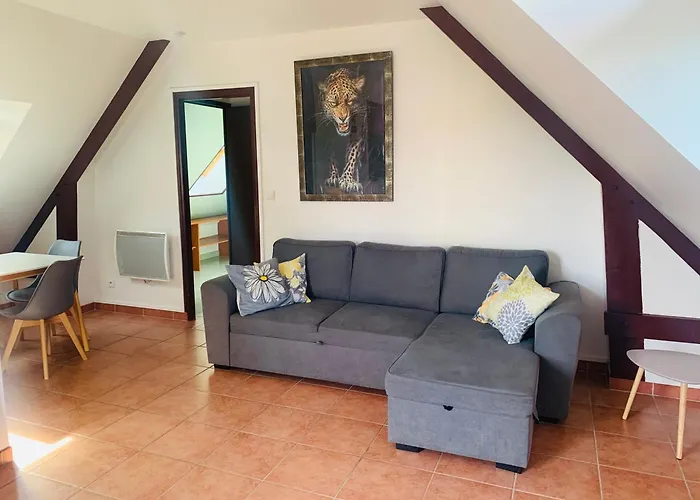 Appartement situé prés des plages et du golf