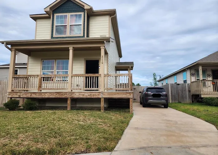 4Br Cruise-Ready Home Walk To Moody Gardens Fenced Yard