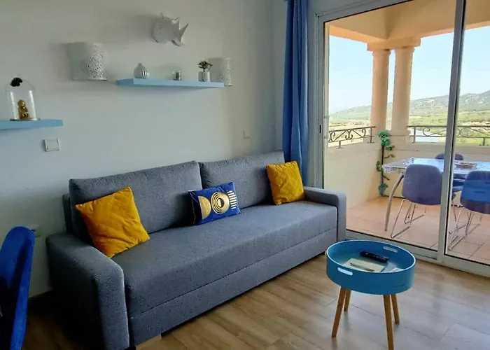 Appartement vue panoramique au domaine et golf de pont royal