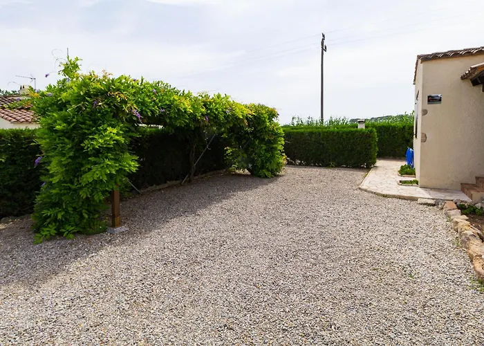 Sistach Rentals Nablanca