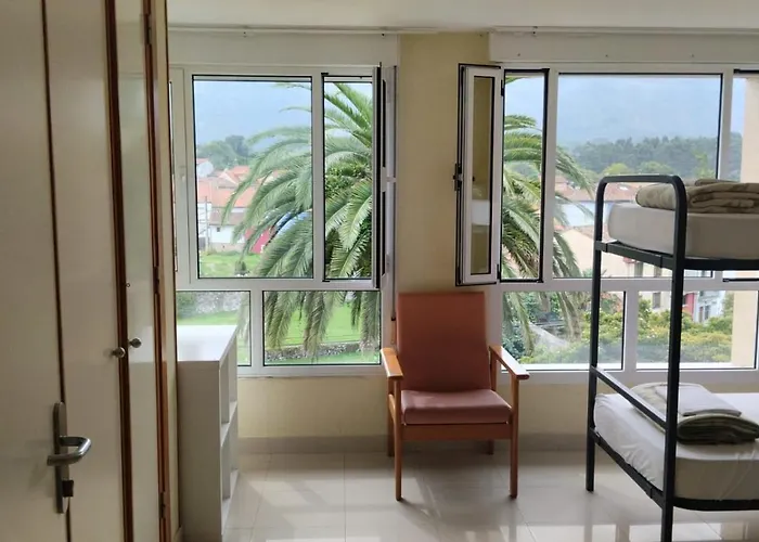 Hotel cerca del colegio: Albergue Internacional de Llanes