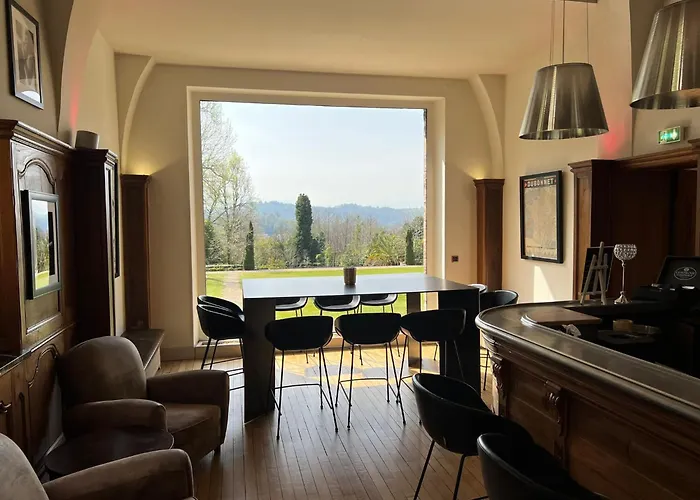 Villa Navarre - Les Collectionneurs