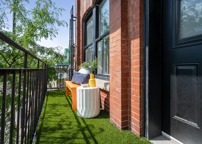 Francois-Denis Apartments