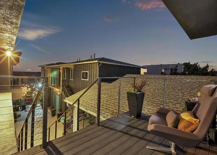 Ultimate Oceanside Retreat | Tower 9 Across From The Beach