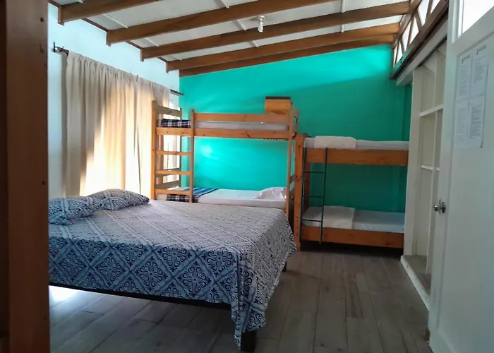 Gaudy'S Hostel