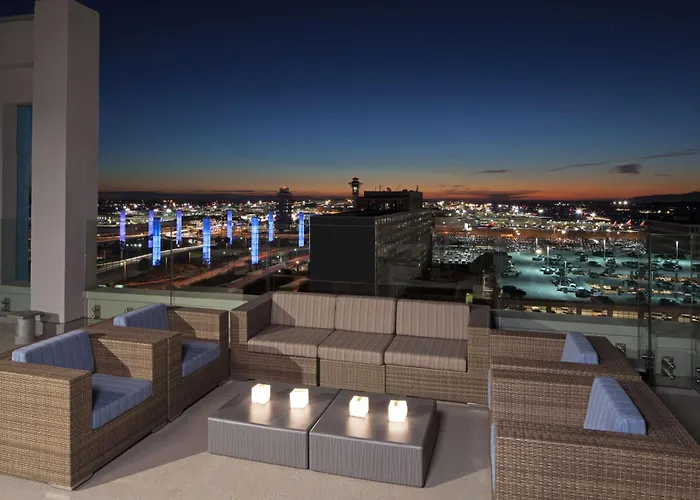 Airport Hotel: H Hotel Los Angeles, Curio Collection By Hilton