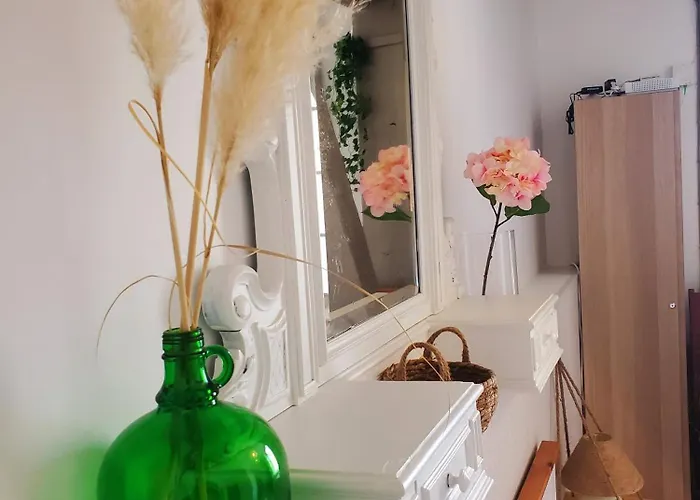Le Rive-Gauche tout équipé, 2 chambres proche gare&centre - WiFi-NETFLIX gratuits