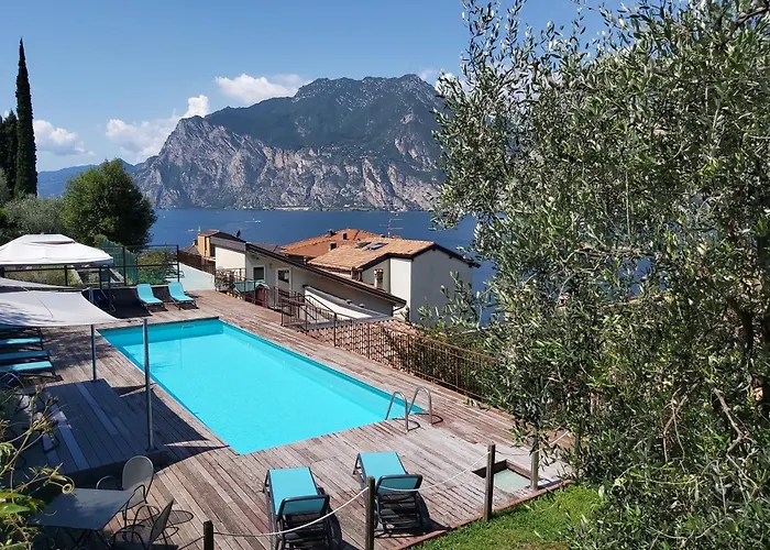 Casa Romani Lake Apartments