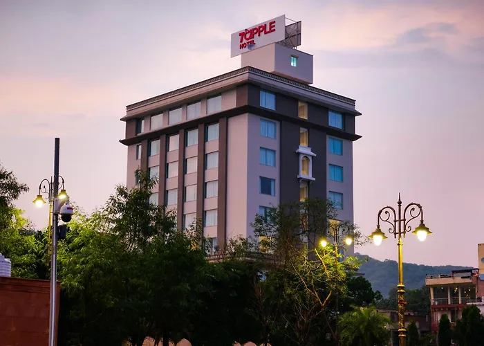 Central hotel: 7 Apple Hotel Jal Mahal, Jaipur
